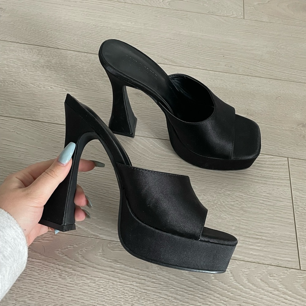 Meshki platform satin heels
